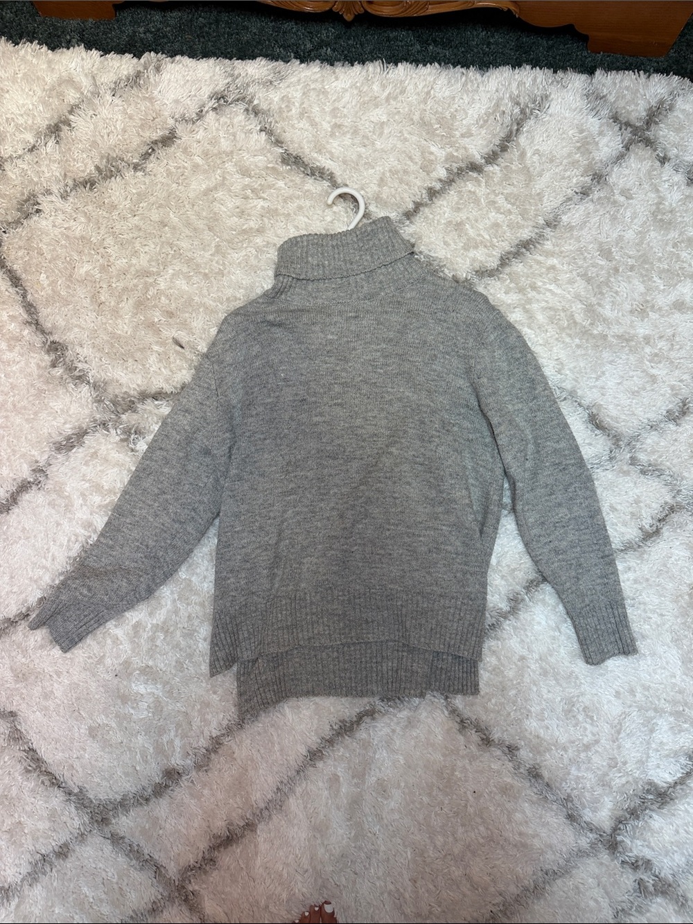 Cozy Women's Gray Turtleneck Sweater